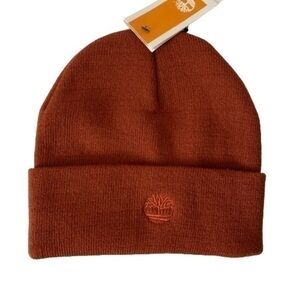 NWT. TIMBERLAND Embroidered Logo Cuffed Knit Beanie